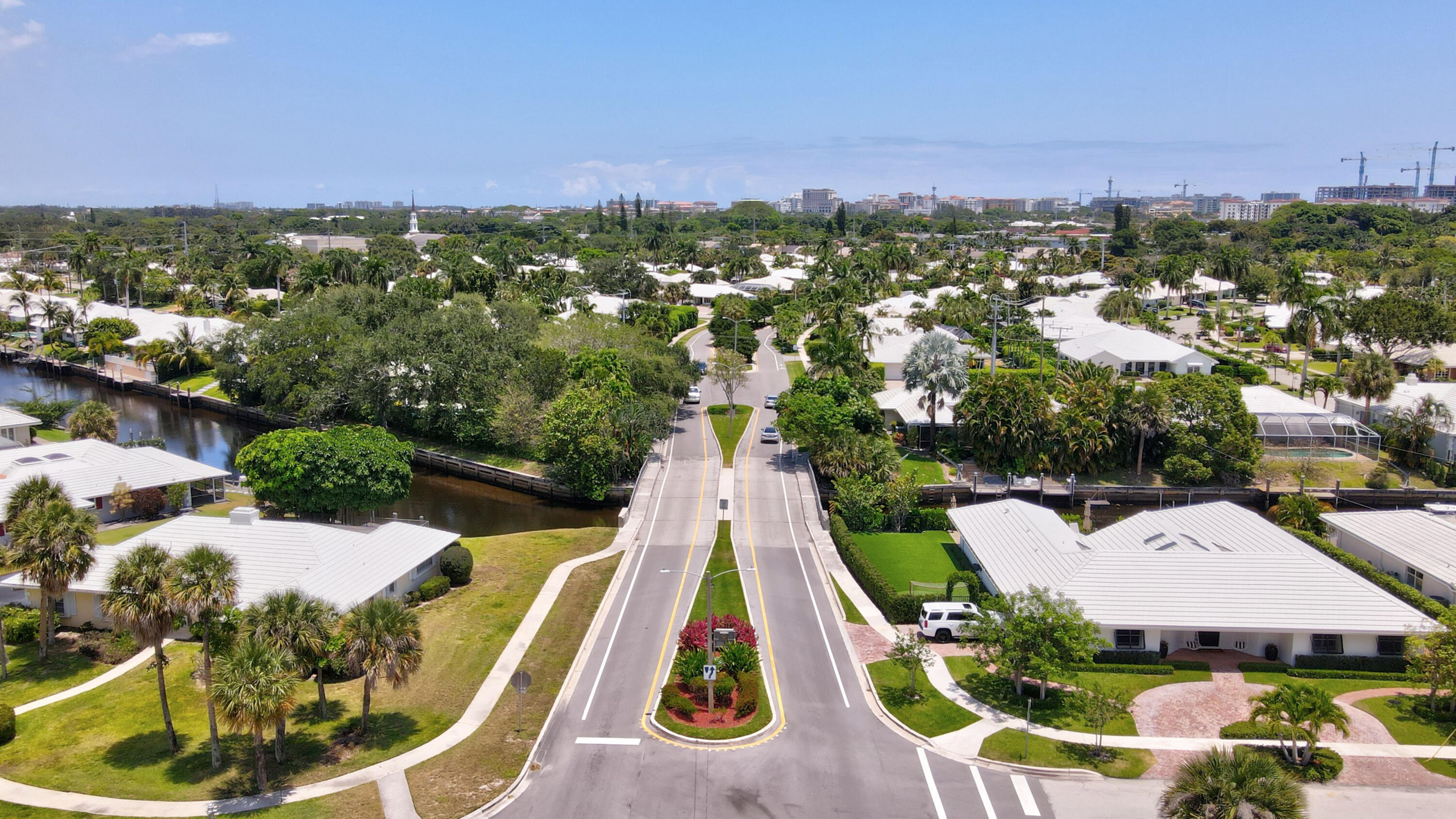 1137 Tamarind Way Boca Raton, FL 33486 - Photo 28 of 29 Camino Gardens Blvd.