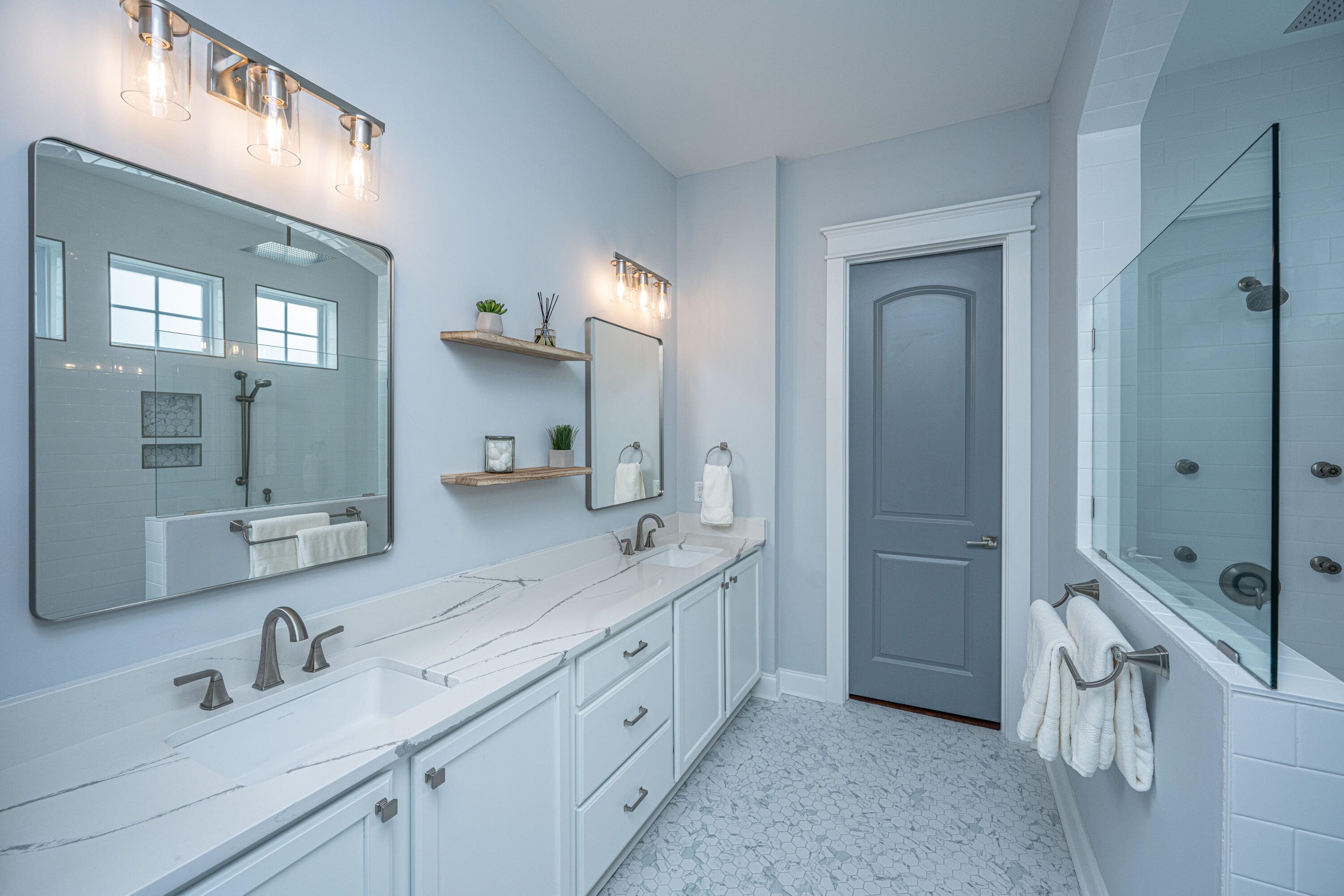 1543 Watoga Way Mount Pleasant, SC 29466 - Photo 18 of 65 Fully renovated primary bath