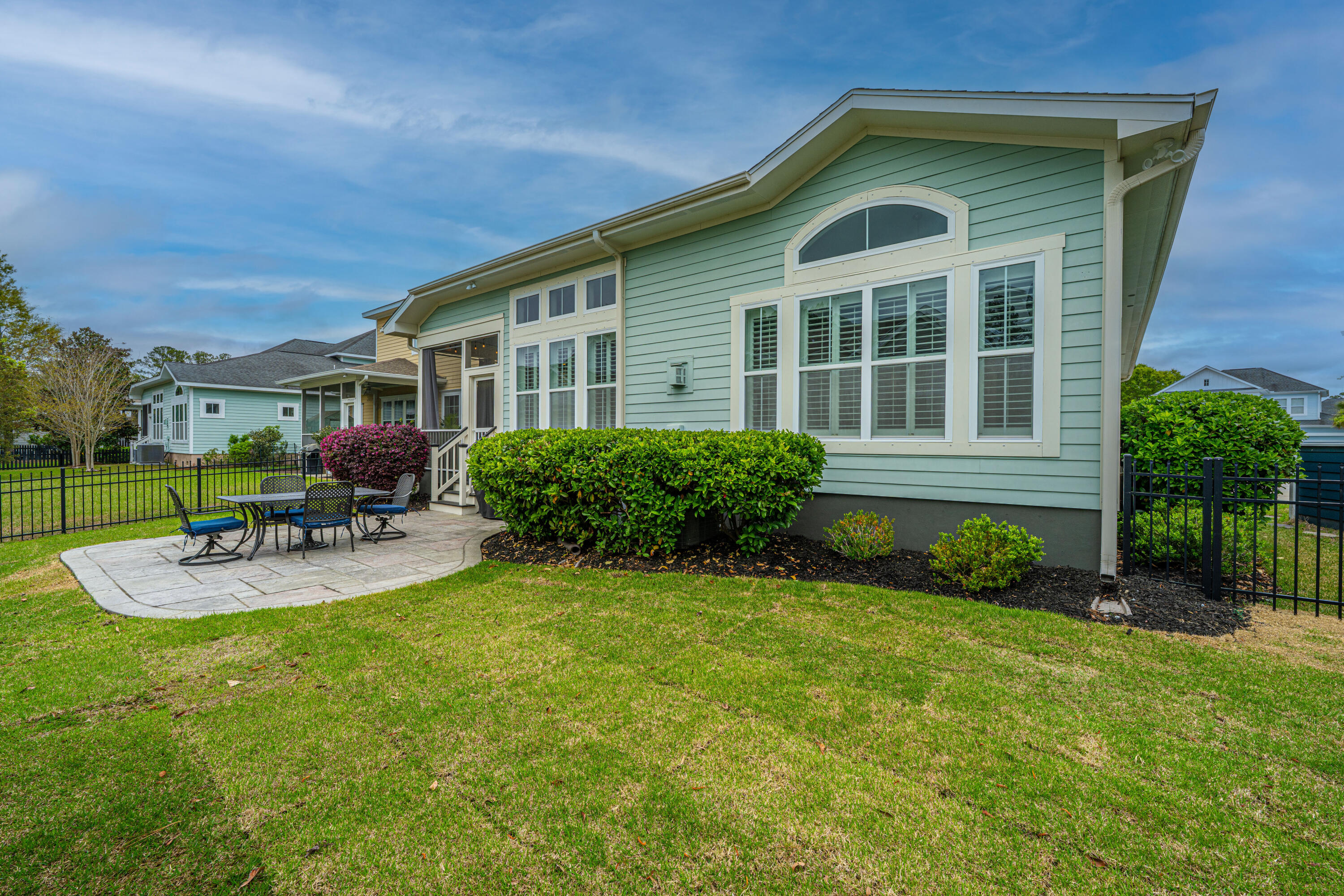1543 Watoga Way Mount Pleasant, SC 29466 - Photo 42 of 65 Fenced yard with custom patio