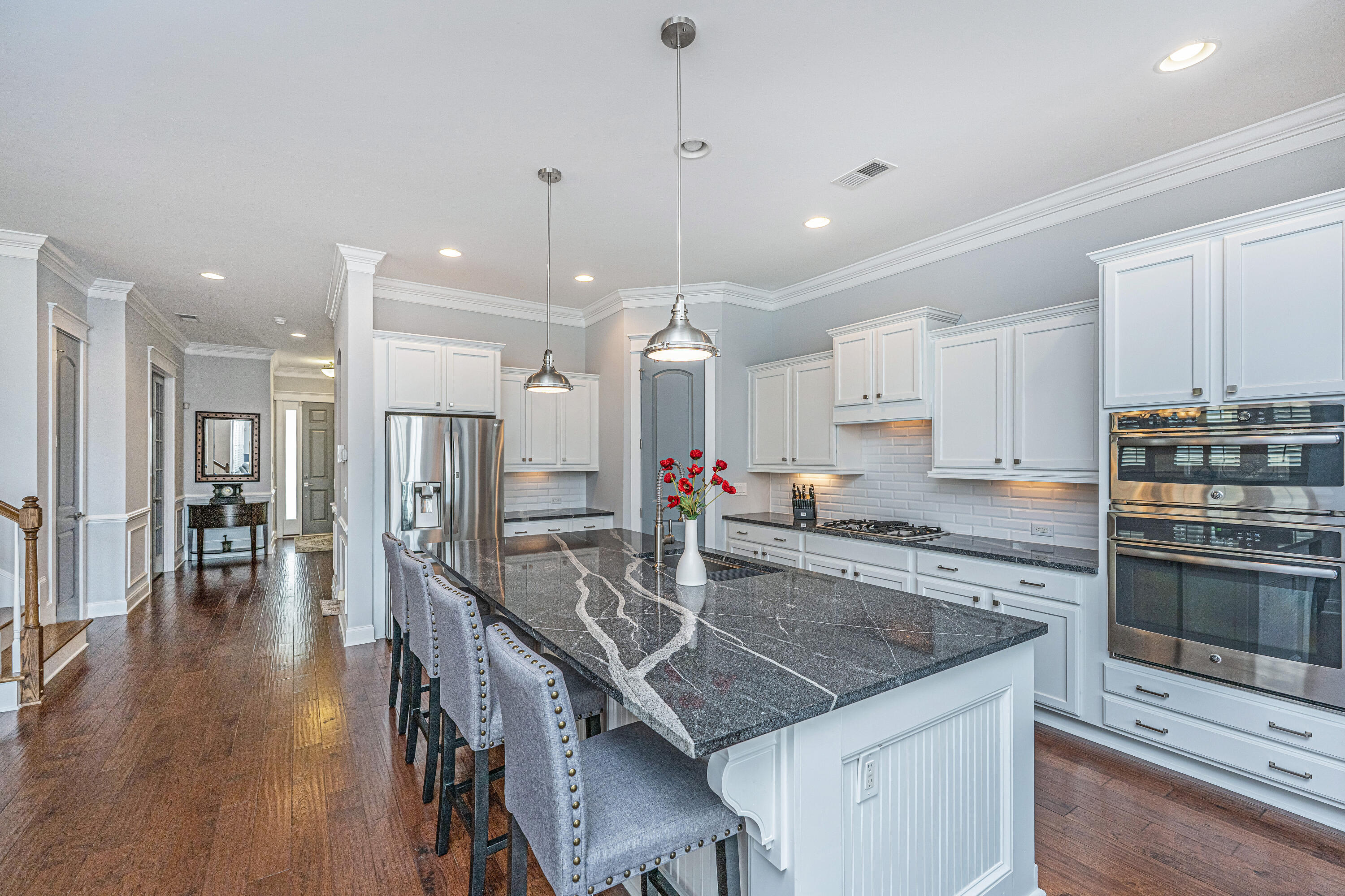 1543 Watoga Way Mount Pleasant, SC 29466 - Photo 8 of 65 Fully renovated kitchen