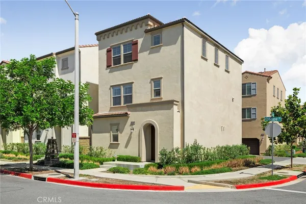 $691,900 | 2280 Rose Garden Court, Upland, CA 91786