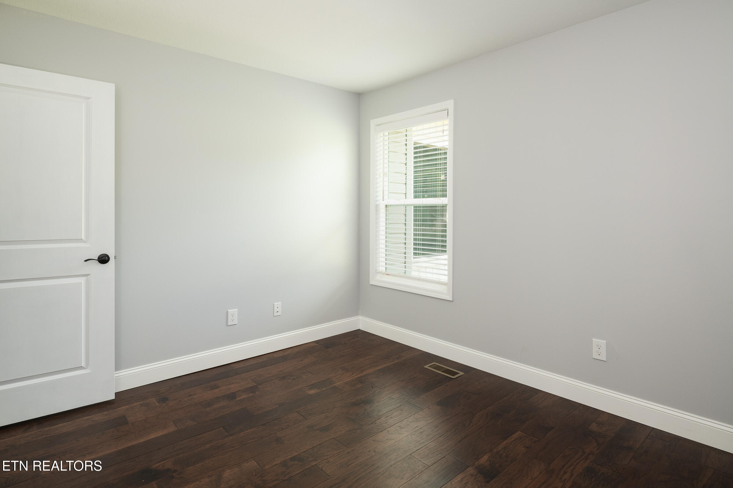 7090 Loudon Ridge Road Lenoir City, TN 37771 - Photo 19 of 28 BR 3