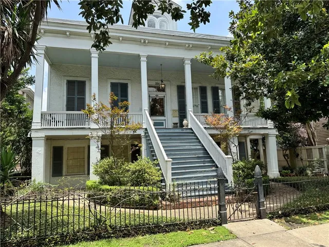 $2,450 | 3211 Prytania Street, Unit 5, New Orleans, LA 70115
