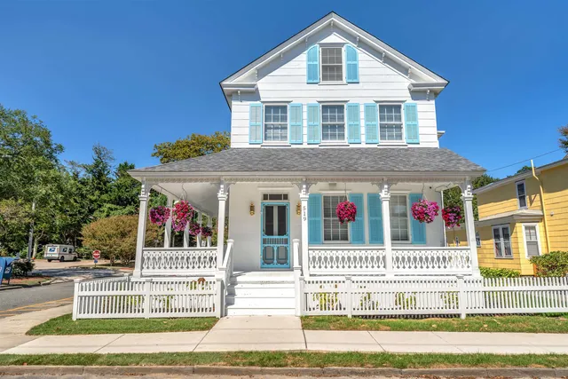 a house view with outdoor space