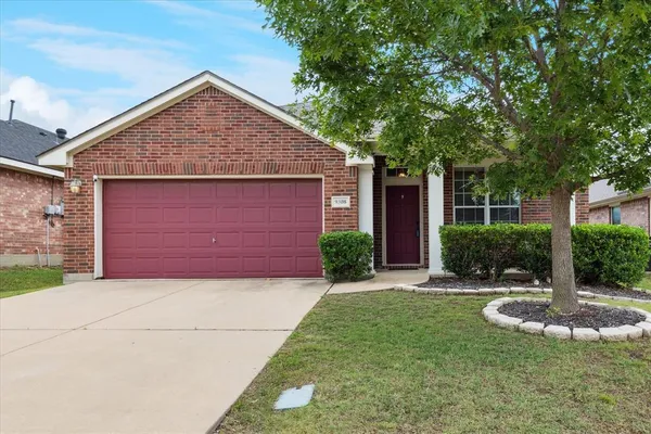 $2,200 | 9308 Comanche Ridge Drive, Fort Worth, TX 76131