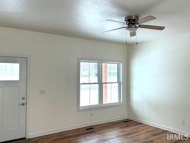 108 East Monroe Street Butler, IN 46721 - Photo 7 of 33