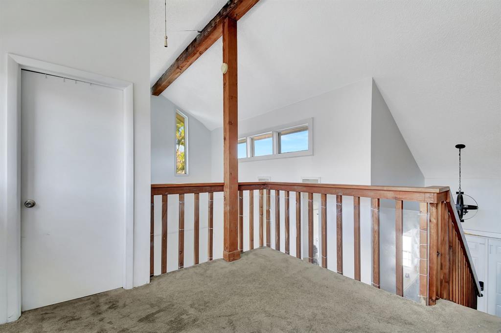 2420 Southwest 80th Terrace Miramar, FL 33025 - Photo 19 of 30 a view of a hallway