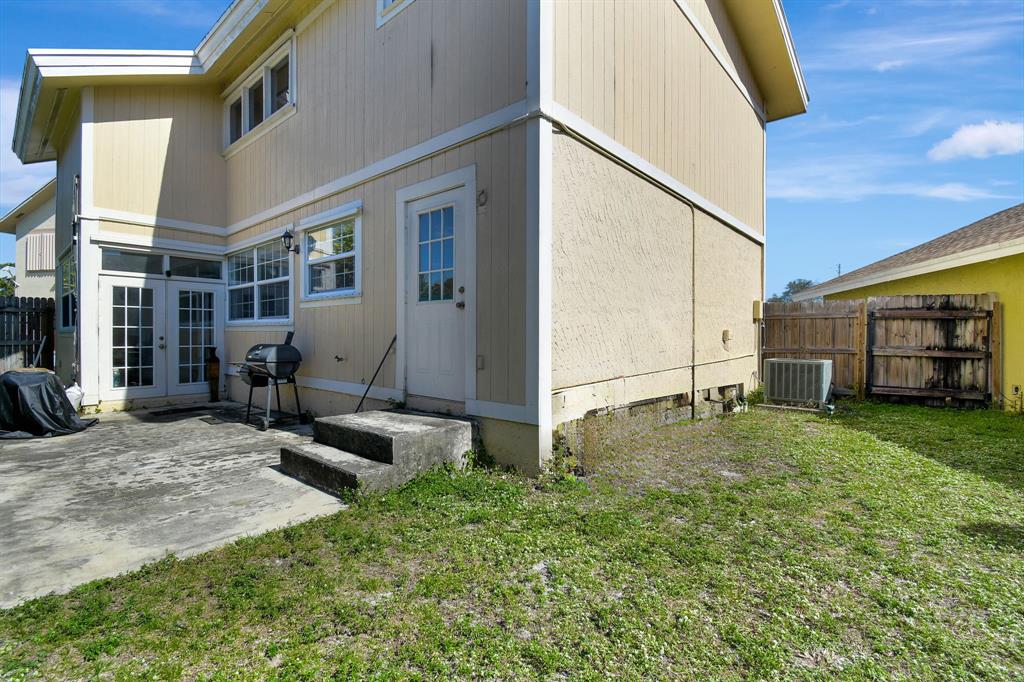 2420 Southwest 80th Terrace Miramar, FL 33025 - Photo 28 of 30