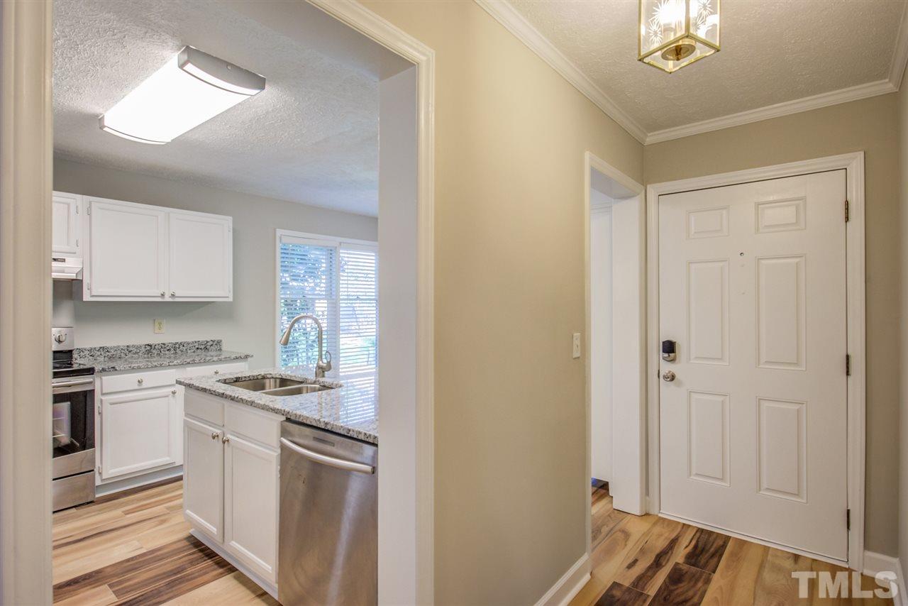 208 Broad Leaf Circle, Unit 208 Raleigh, NC 27613 - Photo 4 of 27