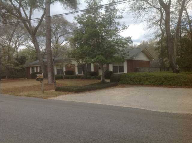 106 Lynnwood Road Walterboro, SC 29488 - Photo 1 of 4 Primary Photo