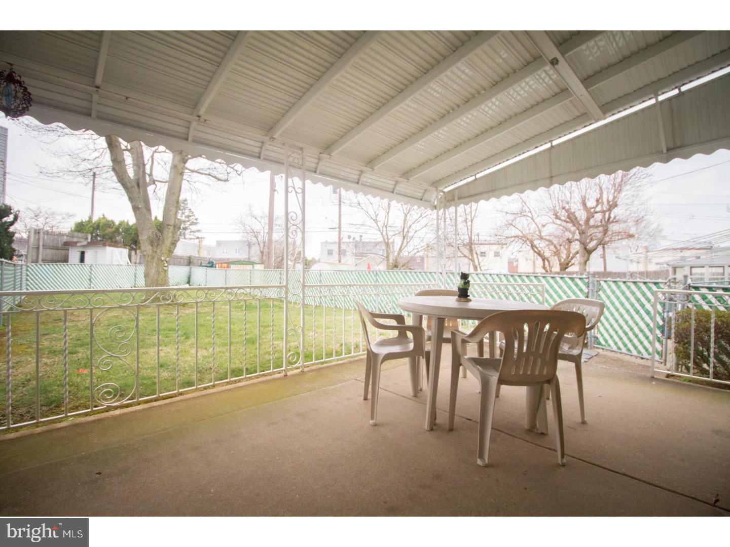 2808 Shipley Road Philadelphia, PA 19152 - Photo 9 of 22 Patio