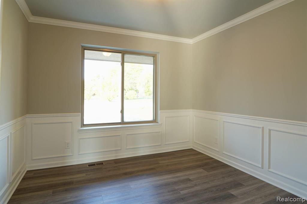 34606 Garfield Road Fraser, MI 48026 - Photo 21 of 39