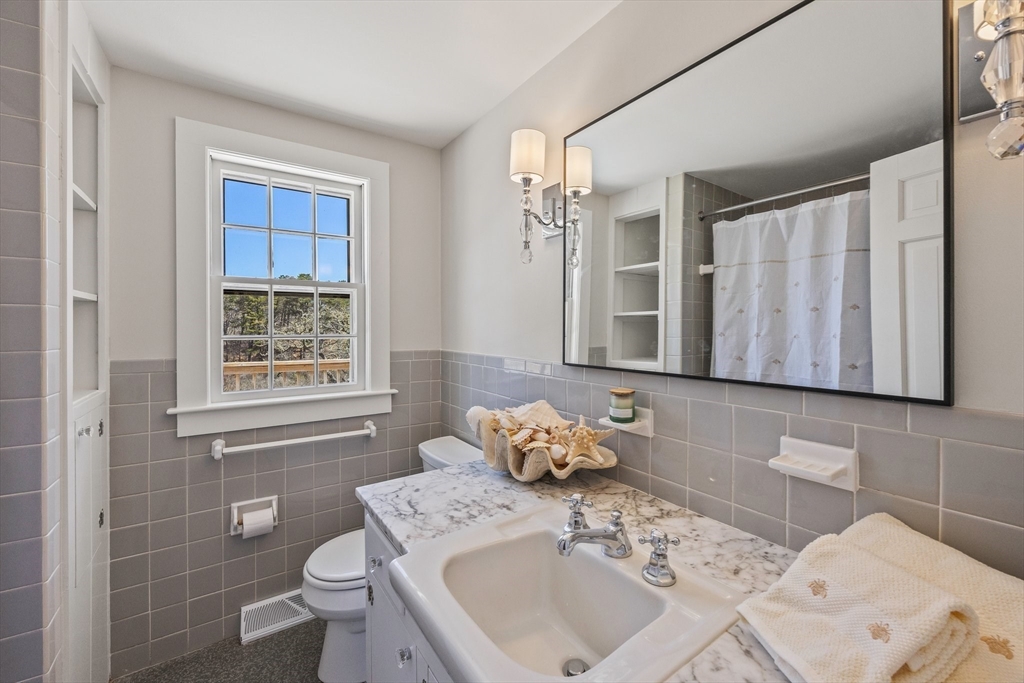 56 Meadow Brook Road North Chatham, MA 02650 - Photo 21 of 42 Gallery Image 21
