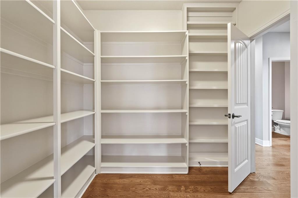 15825 Howe Street Overland Park, KS 66224 - Photo 11 of 49