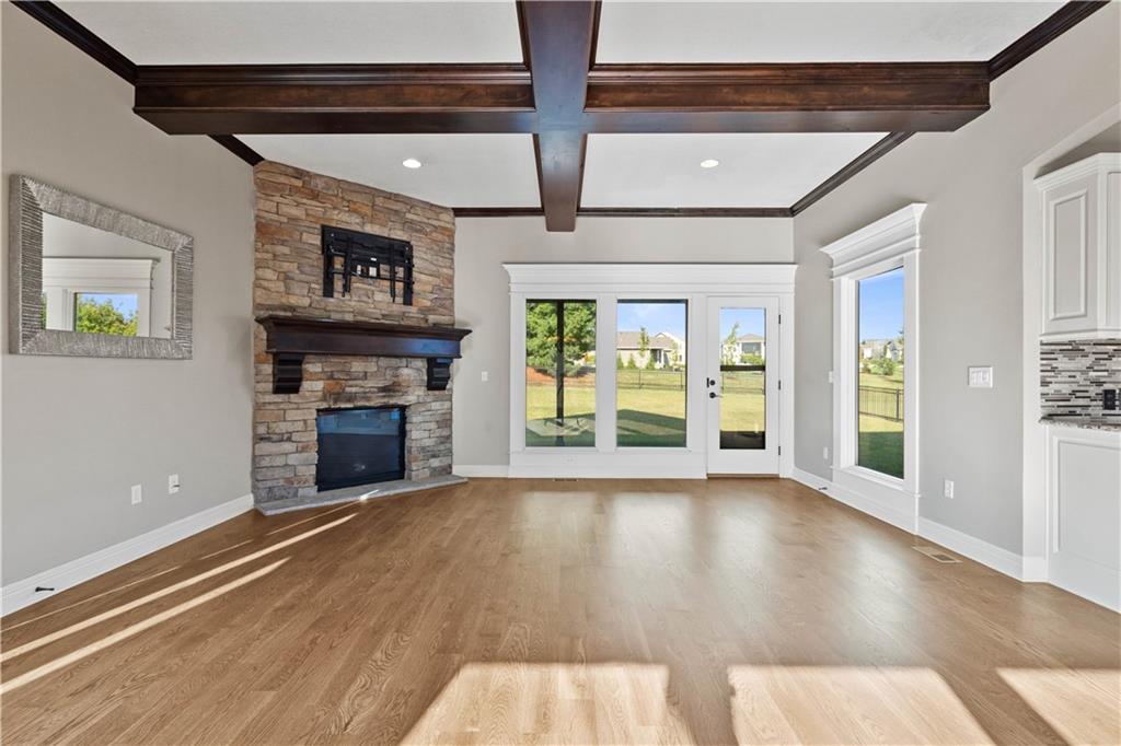 15825 Howe Street Overland Park, KS 66224 - Photo 16 of 49