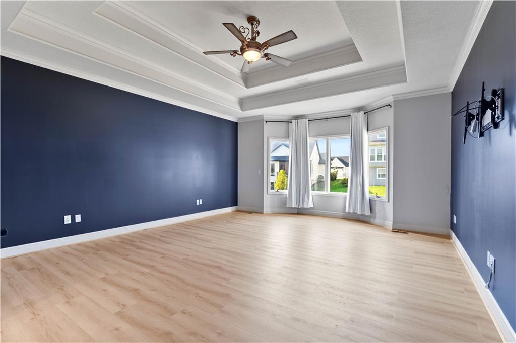 15825 Howe Street Overland Park, KS 66224 - Photo 17 of 49