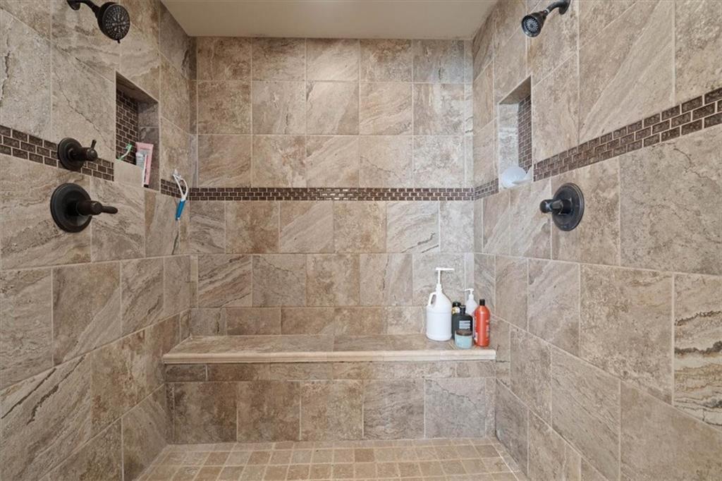 15825 Howe Street Overland Park, KS 66224 - Photo 20 of 49