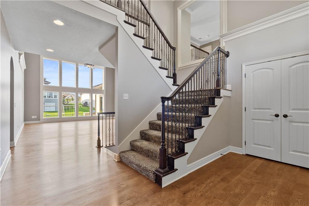 15825 Howe Street Overland Park, KS 66224 - Photo 2 of 49