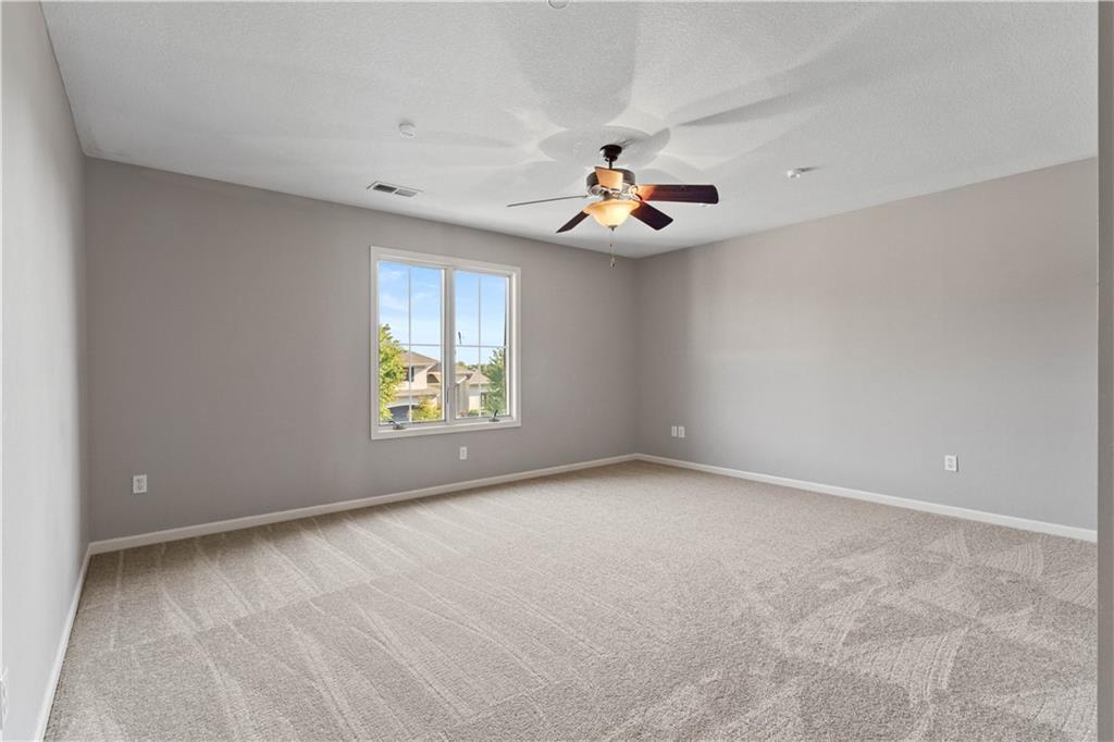 15825 Howe Street Overland Park, KS 66224 - Photo 26 of 49