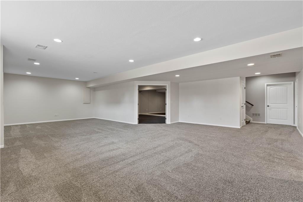 15825 Howe Street Overland Park, KS 66224 - Photo 31 of 49