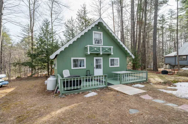 $299,900 | 15 Autumn Road, Hillsborough, NH 03244