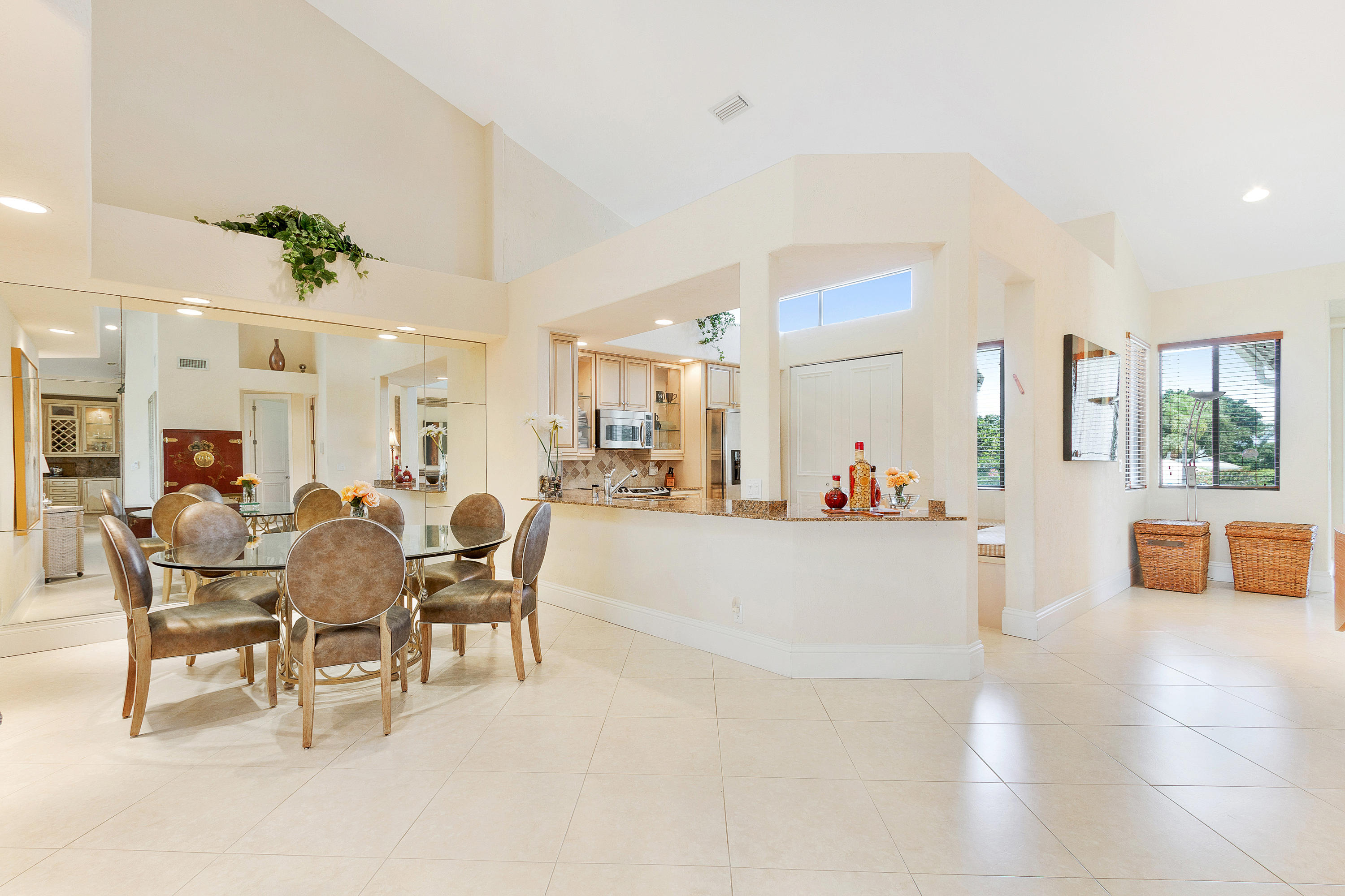 17540 Ashbourne Lane, Unit B Boca Raton, FL 33496 - Photo 3 of 29 011-17540AshbourneLane-BocaRaton-FL-full