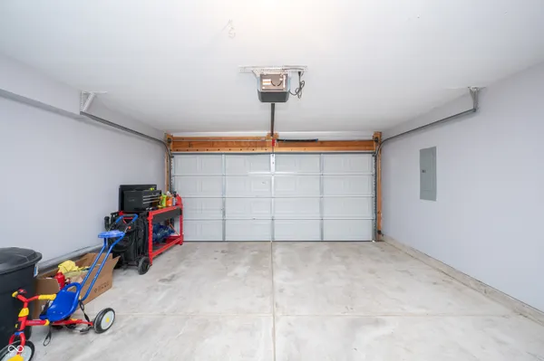 $300,000 | 3415 Parkview Drive, Columbus, IN 47201