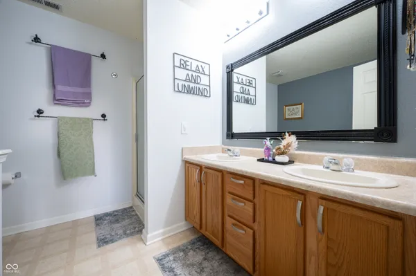 $300,000 | 3415 Parkview Drive, Columbus, IN 47201