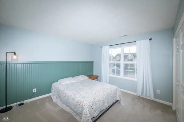 $300,000 | 3415 Parkview Drive, Columbus, IN 47201