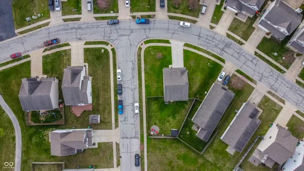 $300,000 | 3415 Parkview Drive, Columbus, IN 47201