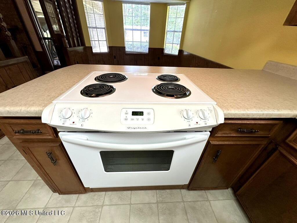 232 Forest Valley Drive Jackson, MS 39212 - Photo 7 of 23 Low maintenance Stove