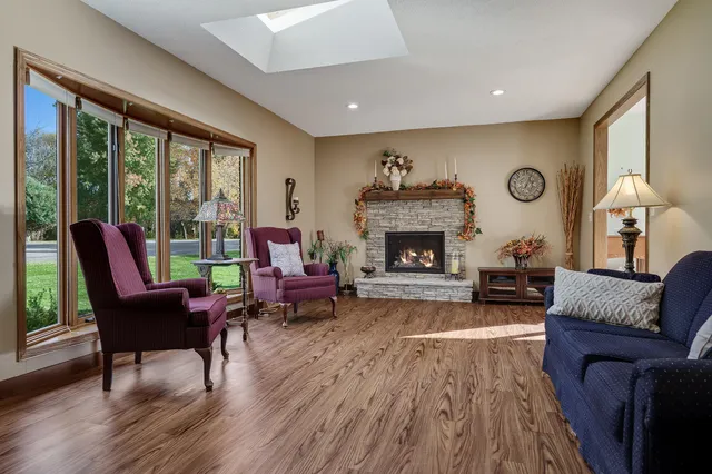 $497,000 | N6061 Summerglow Trail, Onalaska, WI 54650