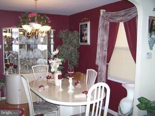 1712 Ripley Street Philadelphia, PA 19111 - Photo 3 of 6 Gallery Image 3