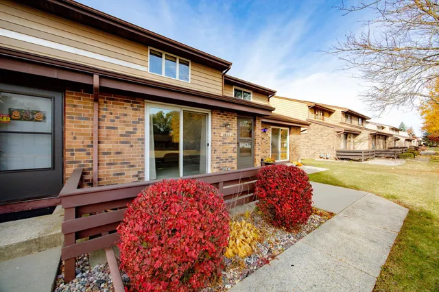 $210,000 | 1411 Holly Drive, Janesville, WI 53546