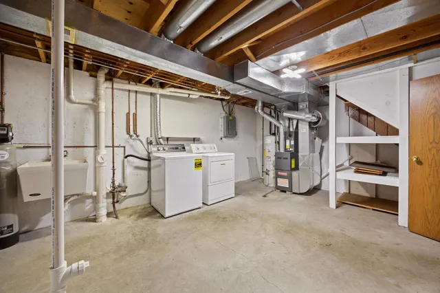 $210,000 | 1411 Holly Drive, Janesville, WI 53546