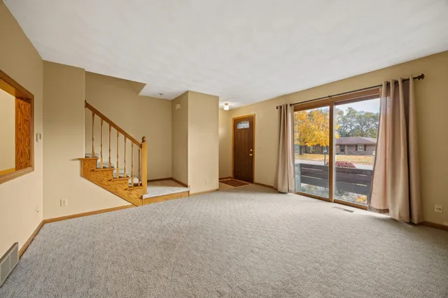 $210,000 | 1411 Holly Drive, Janesville, WI 53546