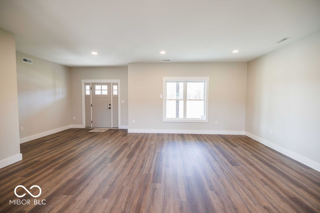 714 White Oak Road Spencer, IN 47460 - Photo 3 of 36