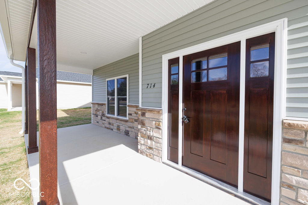 714 White Oak Road Spencer, IN 47460 - Photo 9 of 36