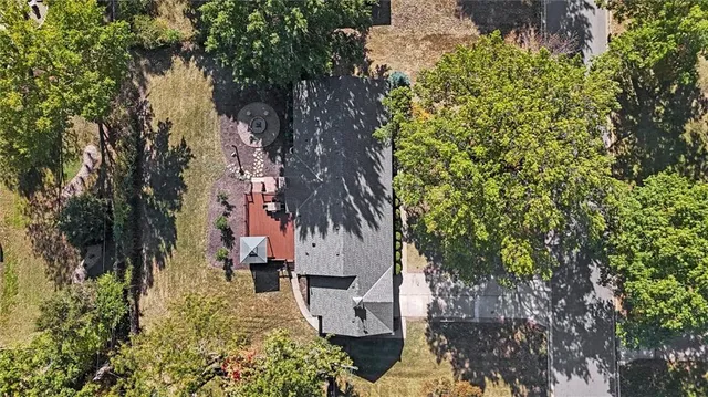 $1,165,000 | 10315 High Drive, Leawood, KS 66206