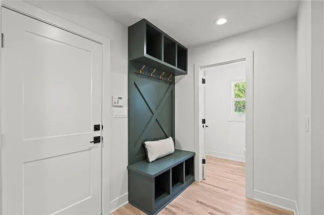 $1,165,000 | 10315 High Drive, Leawood, KS 66206