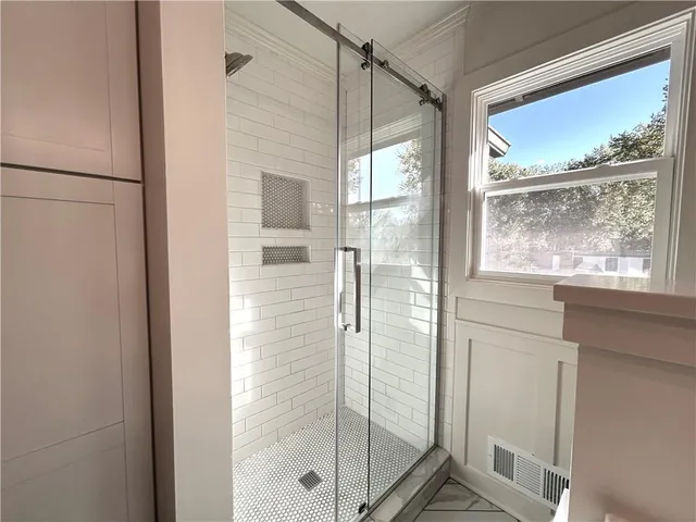 $1,199,950 | 10315 High Drive, Leawood, KS 66206