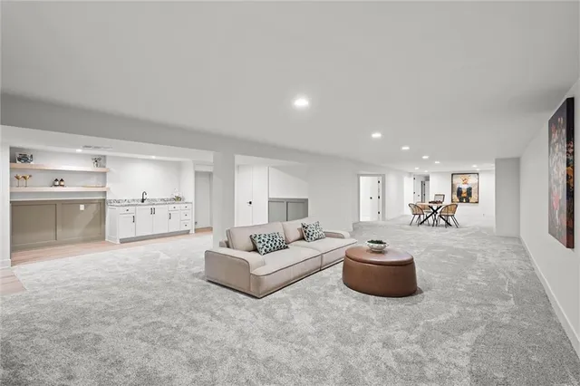 $1,165,000 | 10315 High Drive, Leawood, KS 66206