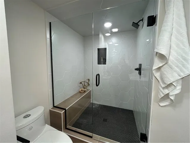 $1,165,000 | 10315 High Drive, Leawood, KS 66206