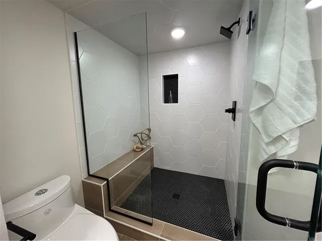 $1,165,000 | 10315 High Drive, Leawood, KS 66206