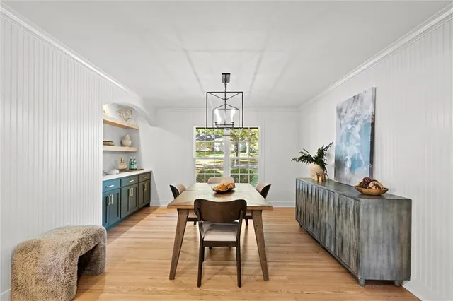 $1,165,000 | 10315 High Drive, Leawood, KS 66206