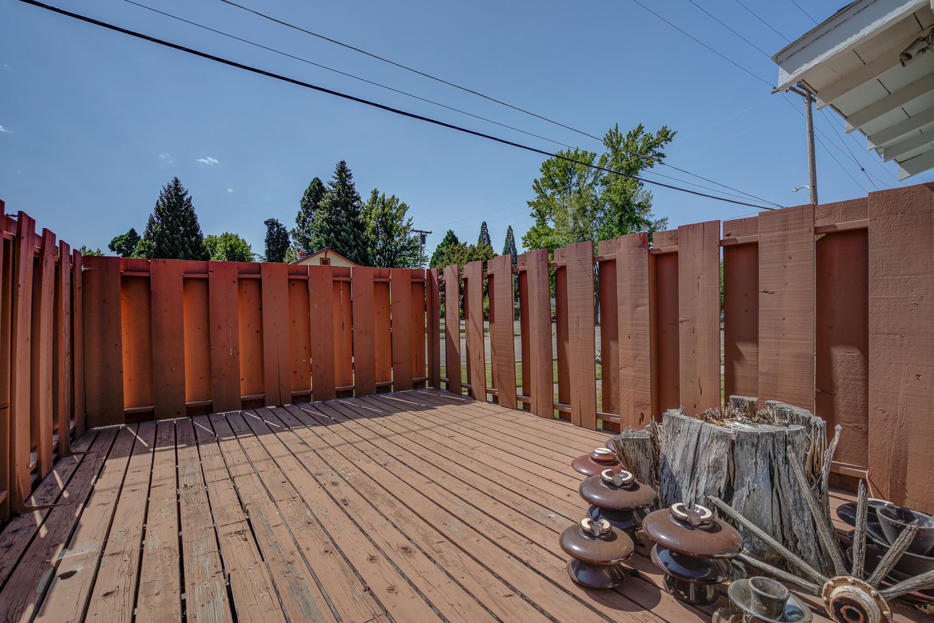 600 Cedar Street Mount Shasta, CA 96067 - Photo 22 of 26 a view of a backyard with wooden fence