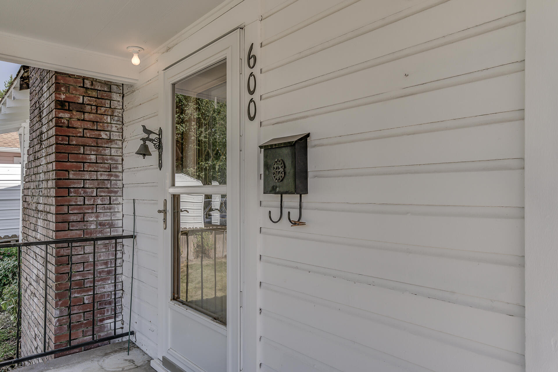 600 Cedar Street Mount Shasta, CA 96067 - Photo 5 of 26