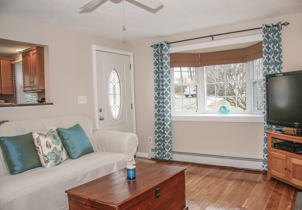 59 Upland Road Marlborough, MA 01752 - Photo 3 of 24 Gallery Image 3