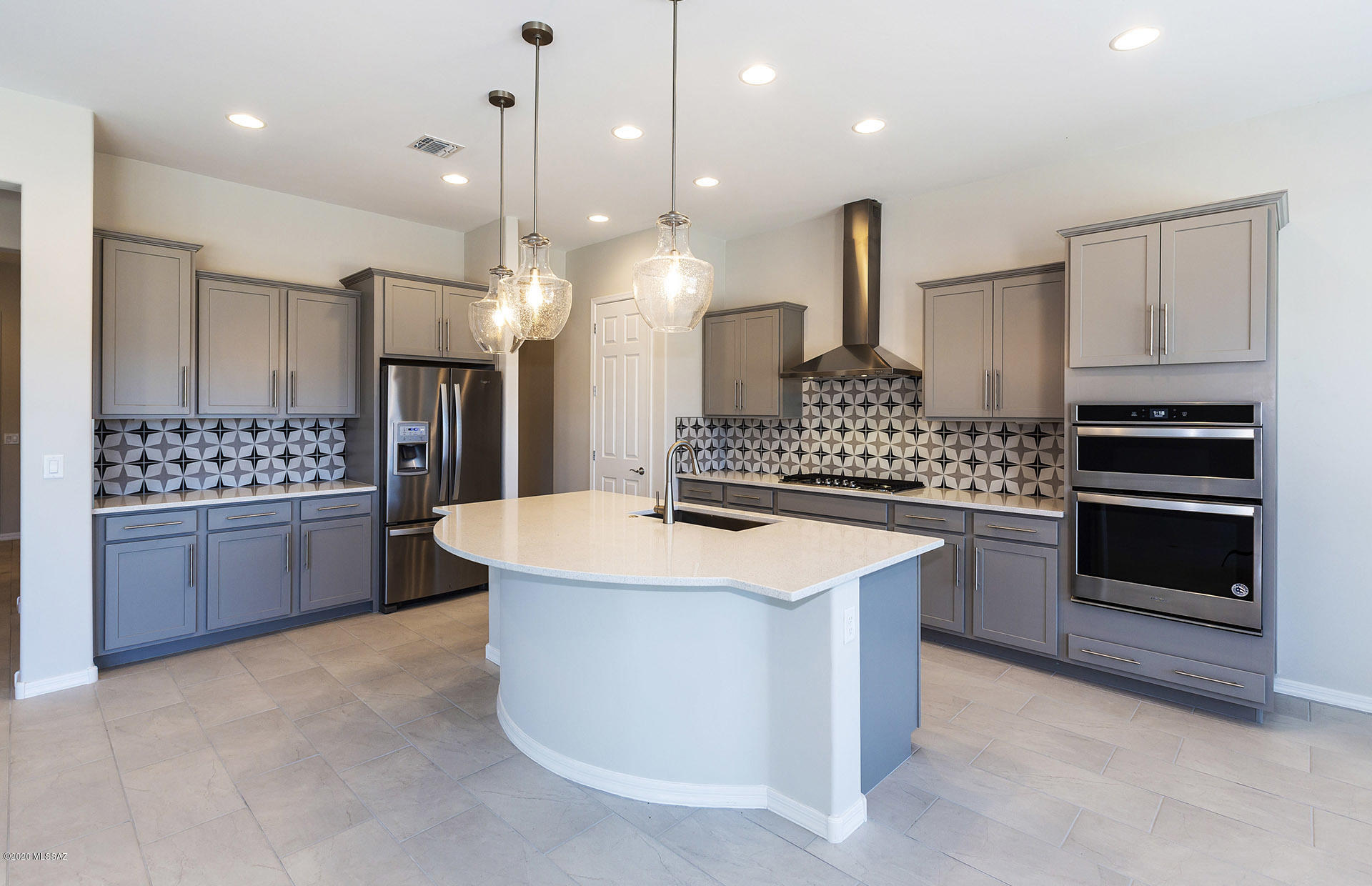 712 East Romsdalen Road Tucson, AZ 85755 - Photo 10 of 48