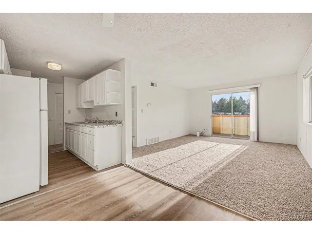 $170,000 | 10211 Ura Lane, Unit 201, Thornton, CO 80260